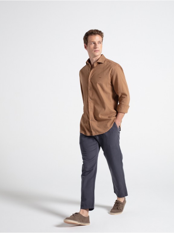 Pantalón de lino con pinzas