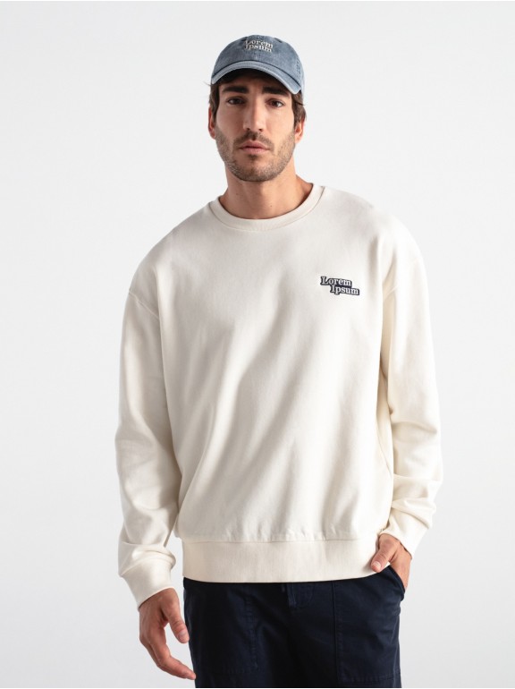 Sudadera oversize bordado...
