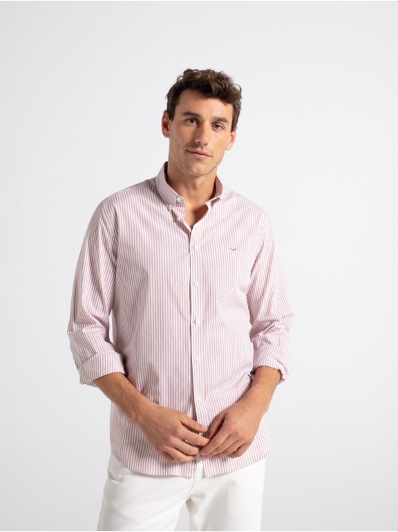 Camisa regular fit 100%...