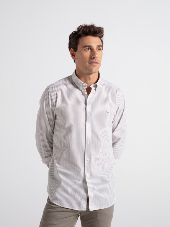 Camisa regular fit 100%...