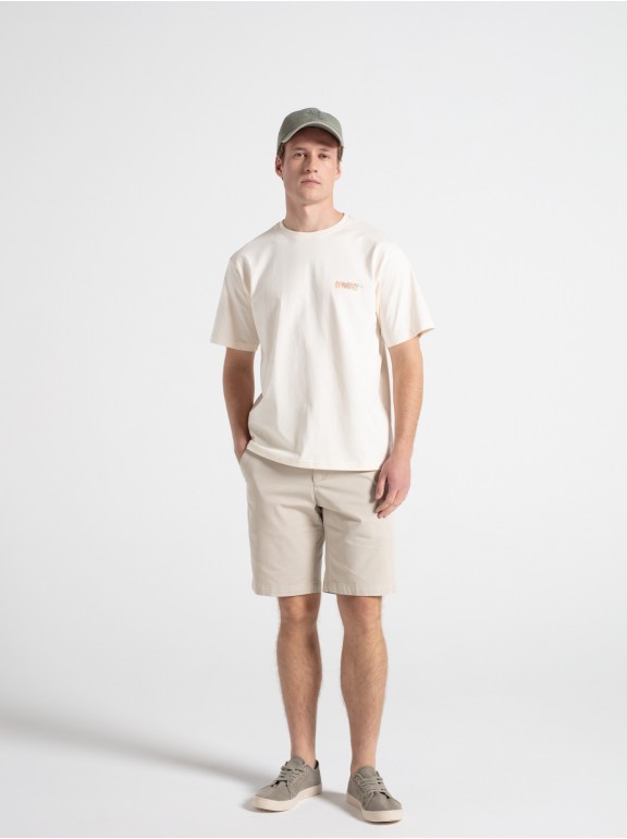 Bermuda chino esencial